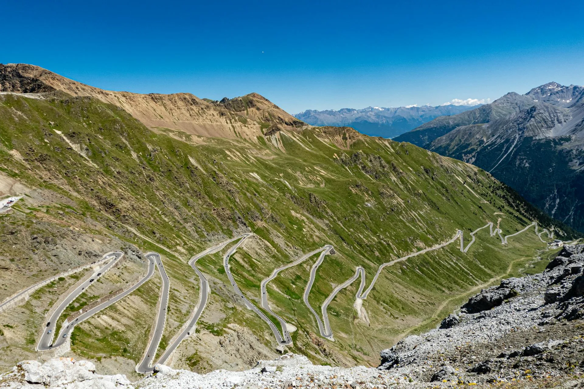 Winding mountain pass
